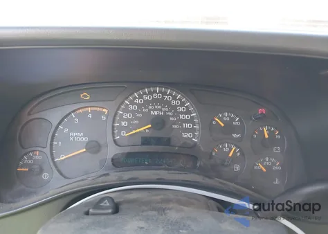 2005 Chevrolet Silverado 2500Hd Ls z USA, uszkodzony, nr VIN 1GCHK232X5F948898